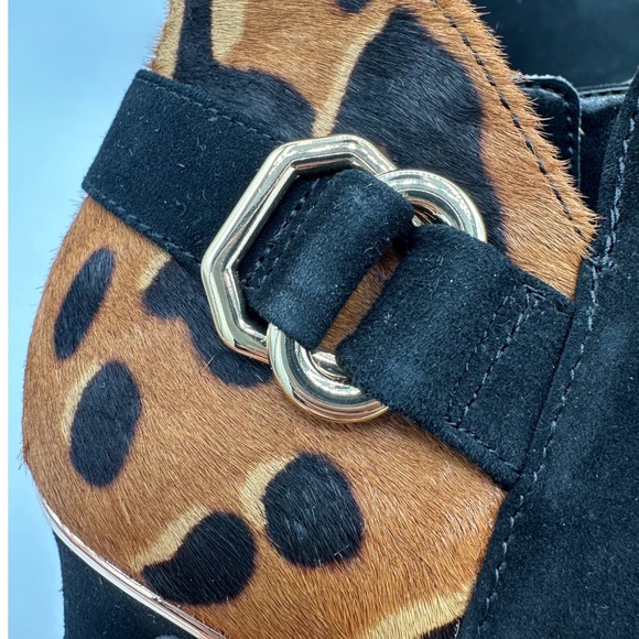 Vince Camuto Black Suede Leopard Print Ankle Booties Heels Women's 8.5M - Picture 13 of 13